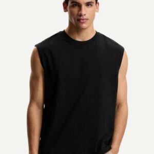CLAFOUTIS Men Solid Round Neck Tshirt