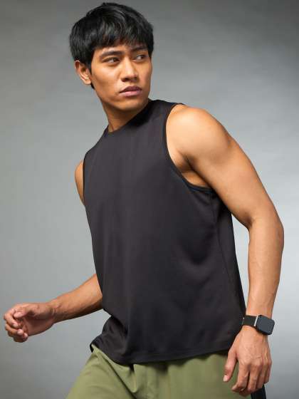 CULT Running Essential Moisture Wicking Tank Tshir