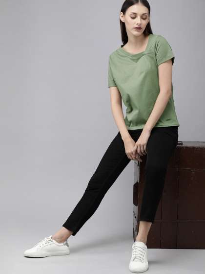 Roadster Women Olive Green Solid Asymmetric Neck D